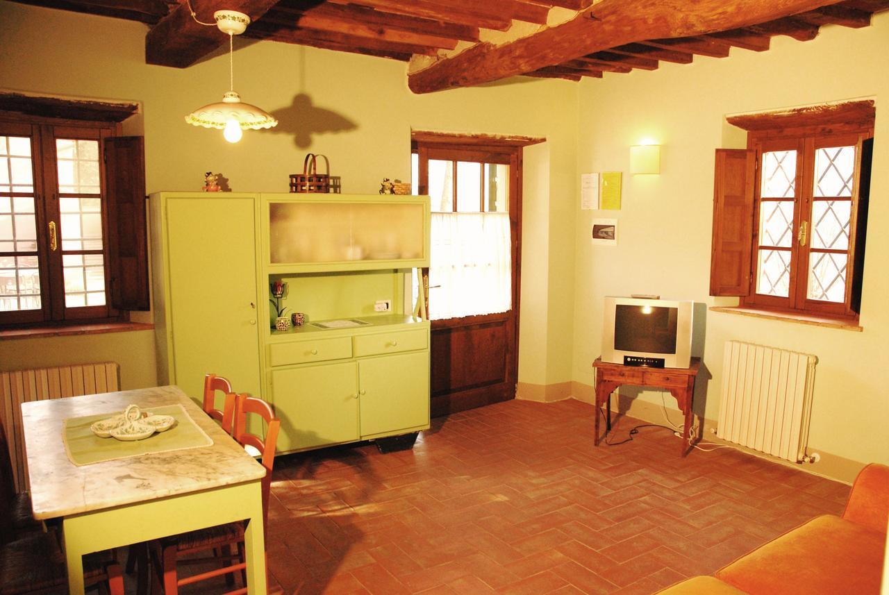 Agriturismo La Torre باني دي لوكا المظهر الخارجي الصورة