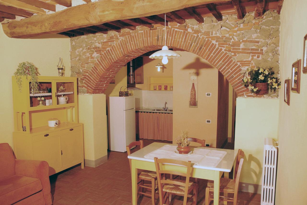 Agriturismo La Torre باني دي لوكا المظهر الخارجي الصورة